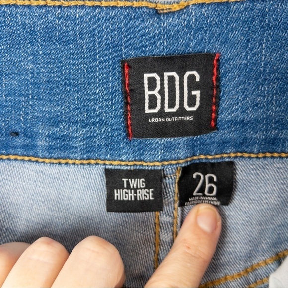Urban Outfitters BDG Womens Size 26 Twig High Rise Skinny Jeans Light Wash Blue - Picture 9 of 12